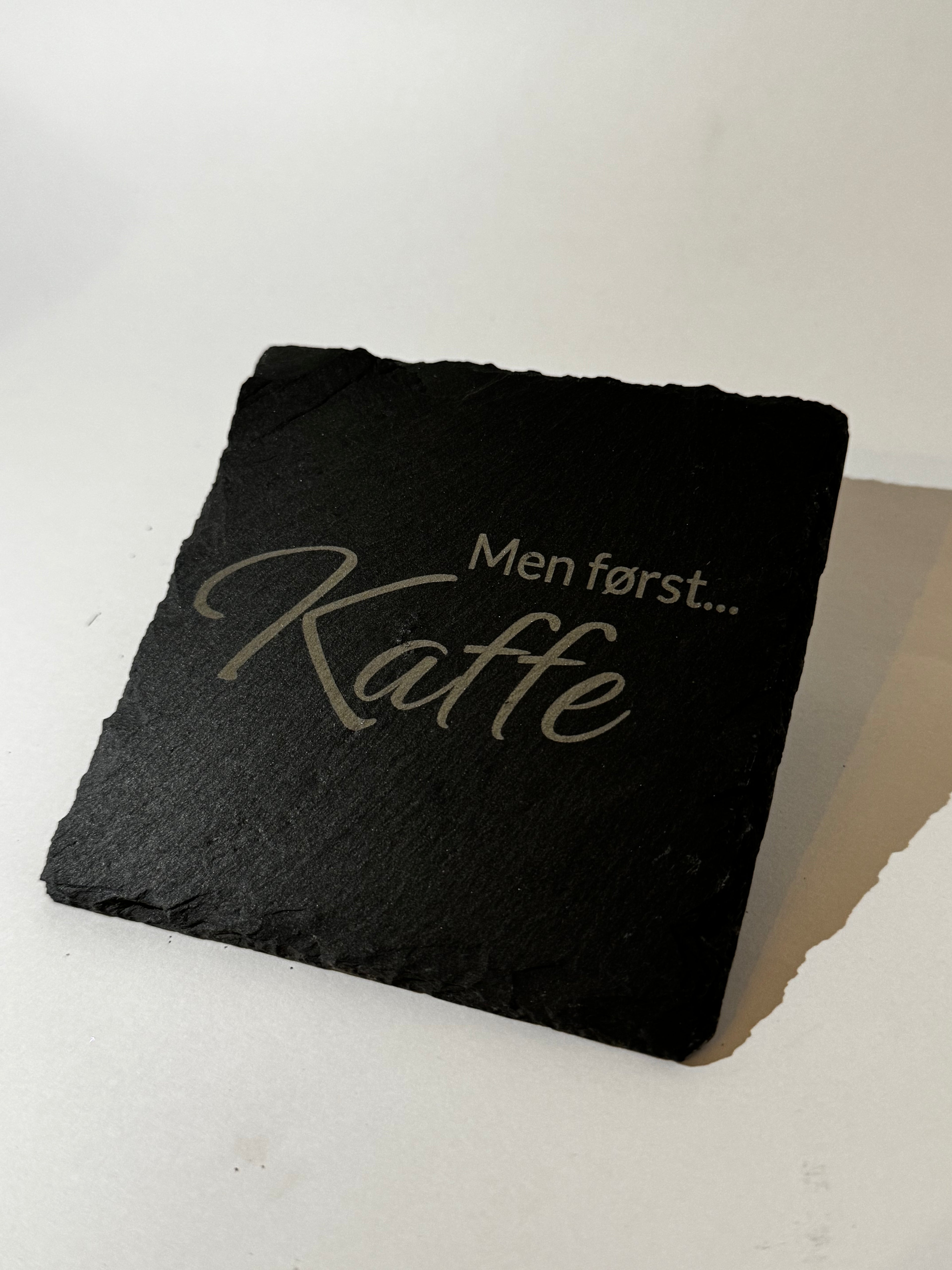 Drikkeunderlag i skifer